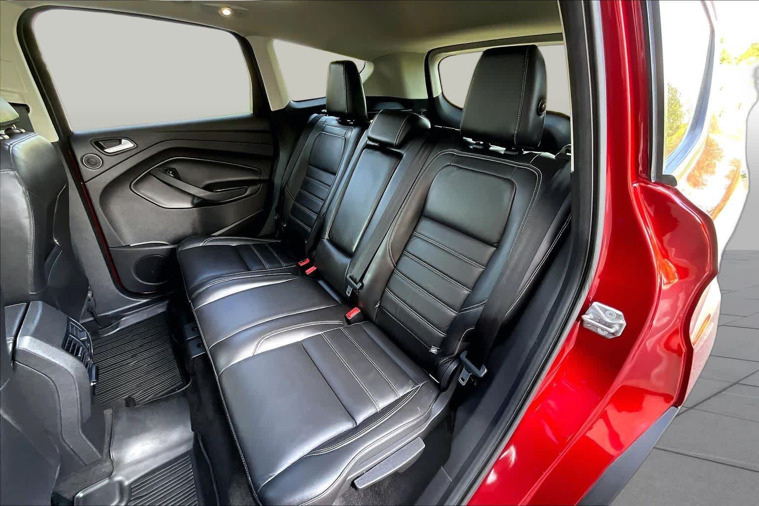 Used 2018 Ruby Red Metallic Tinted Clearcoat Ford Titanium image 21