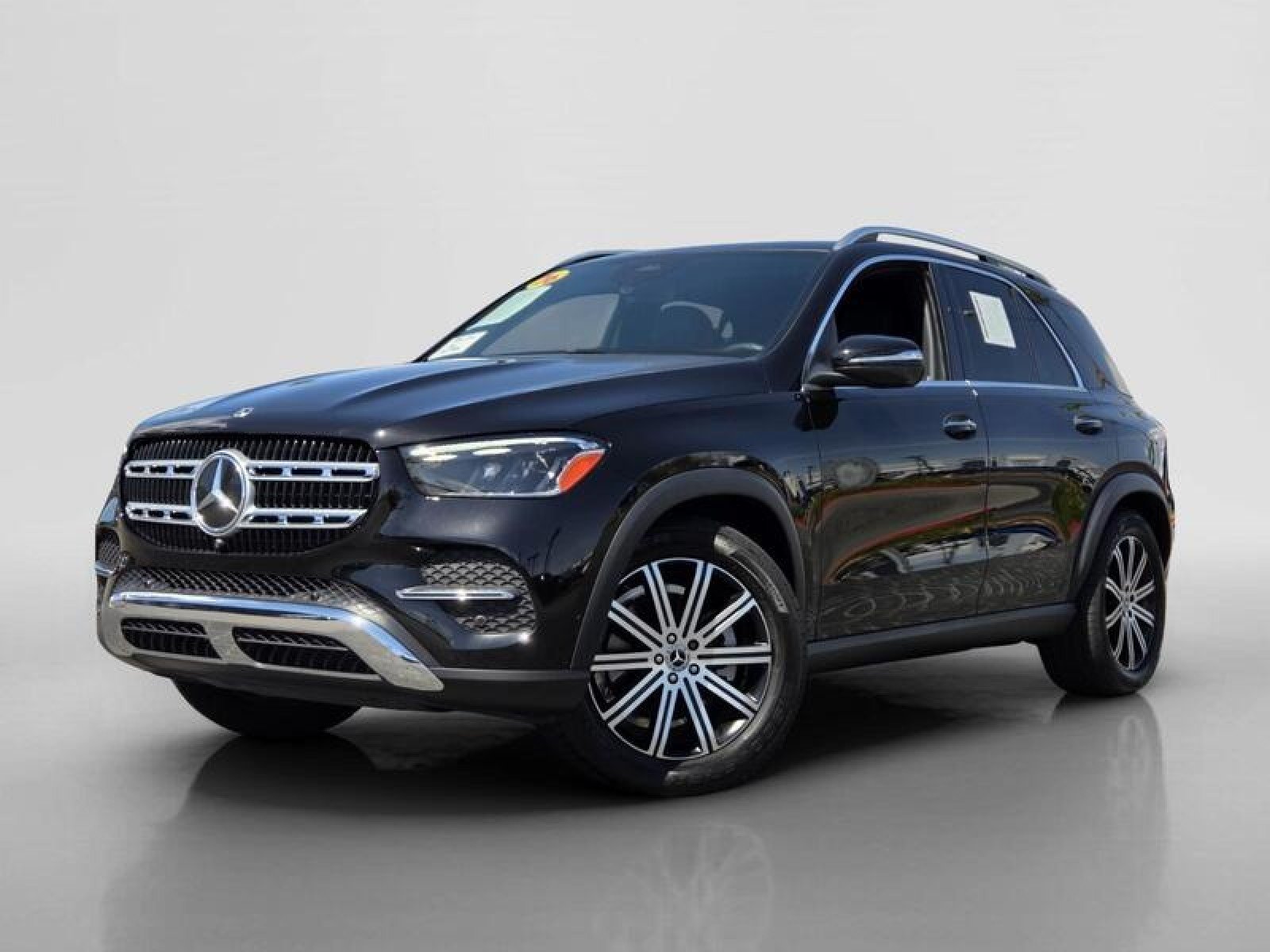 Certified Used 2026 Obsidian Black Metallic Mercedes-Benz GLE 350 image 1