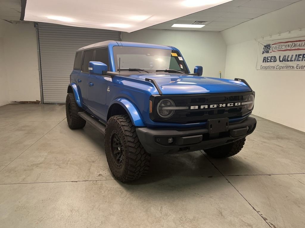 2023 Ford Bronco Outer Banks 4x4's photo