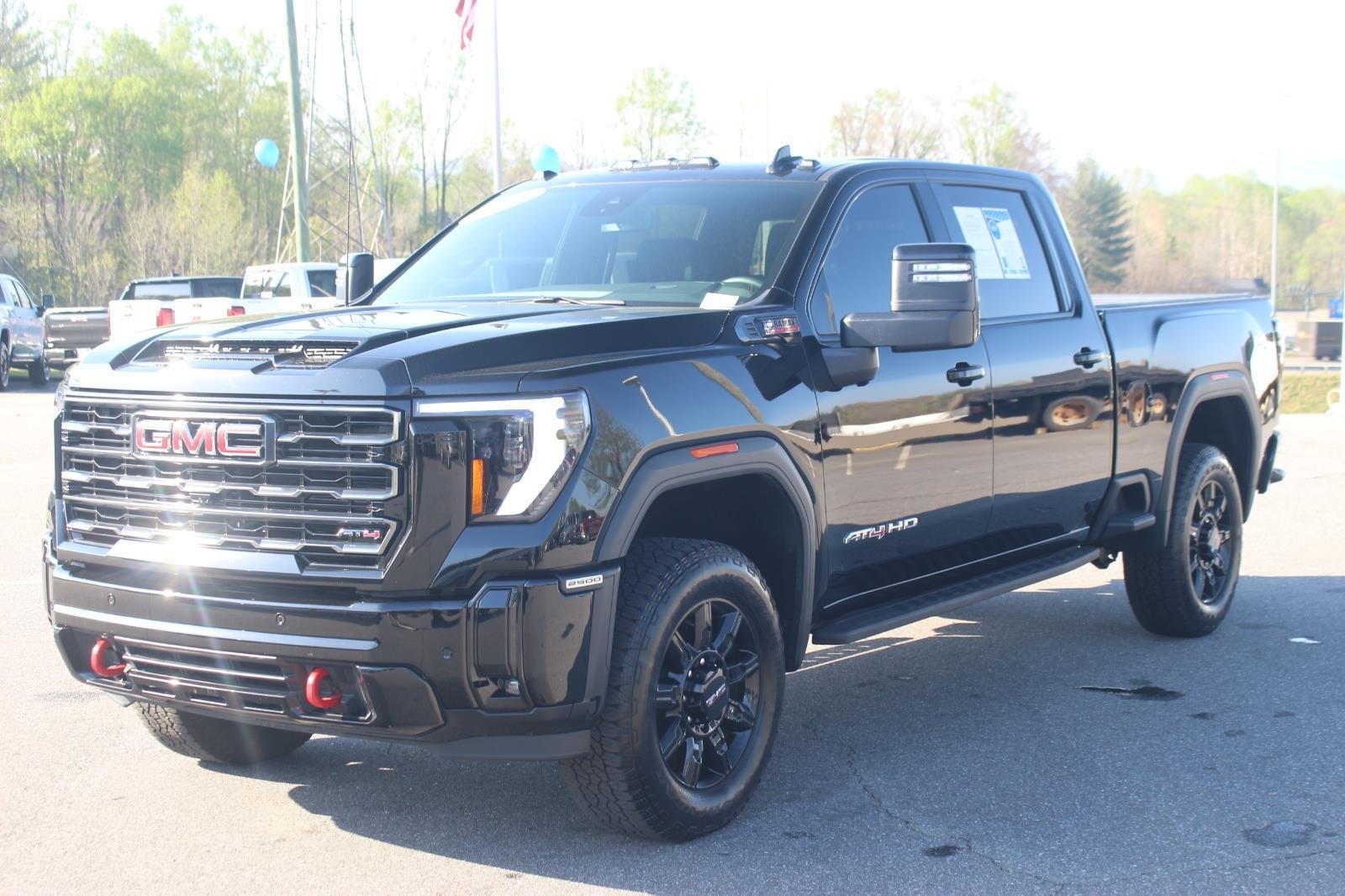 Used 2025 Onyx Black GMC AT4 image 3