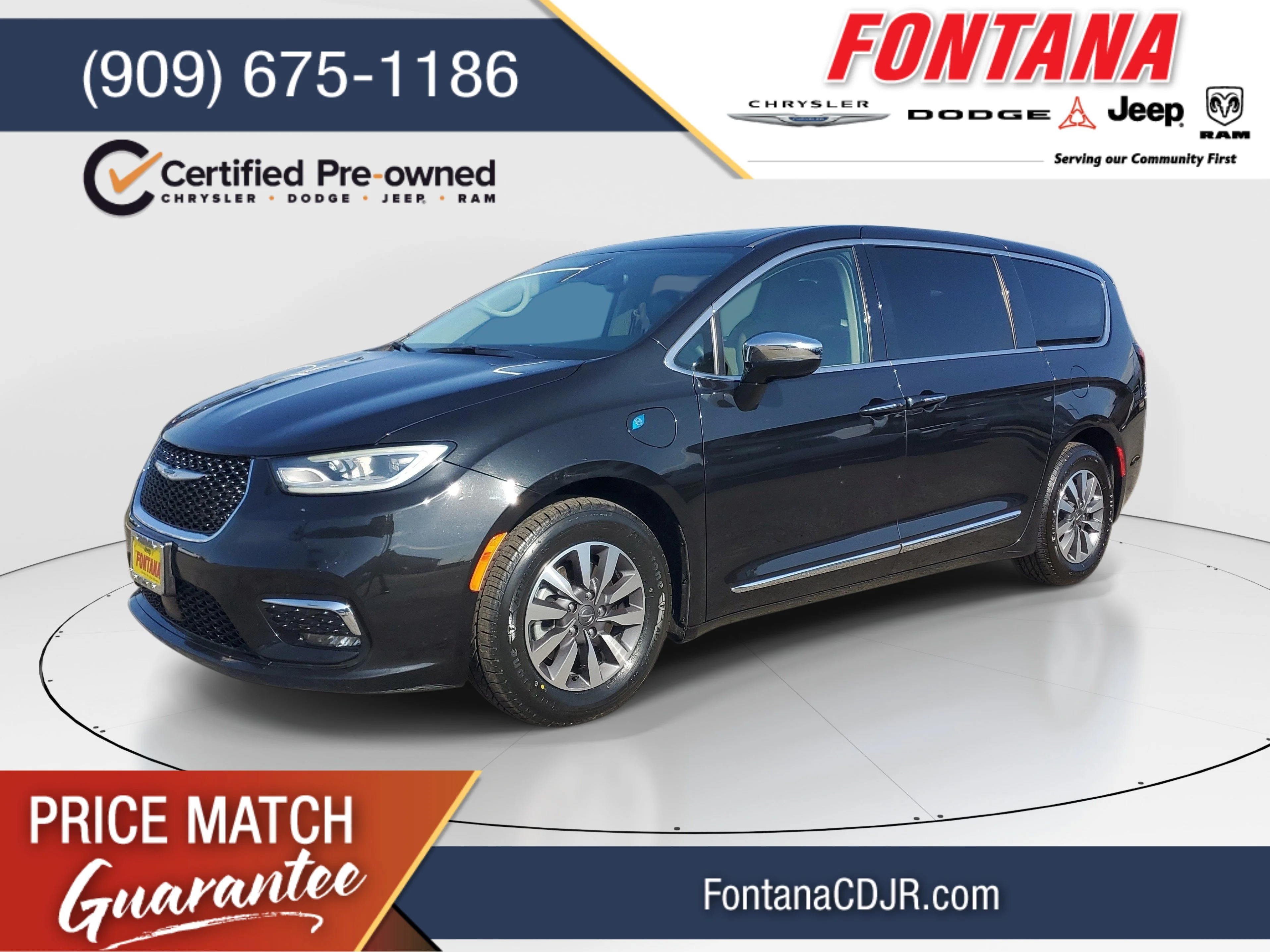 2023 Chrysler Pacifica Hybrid Limited Hybrid's photo