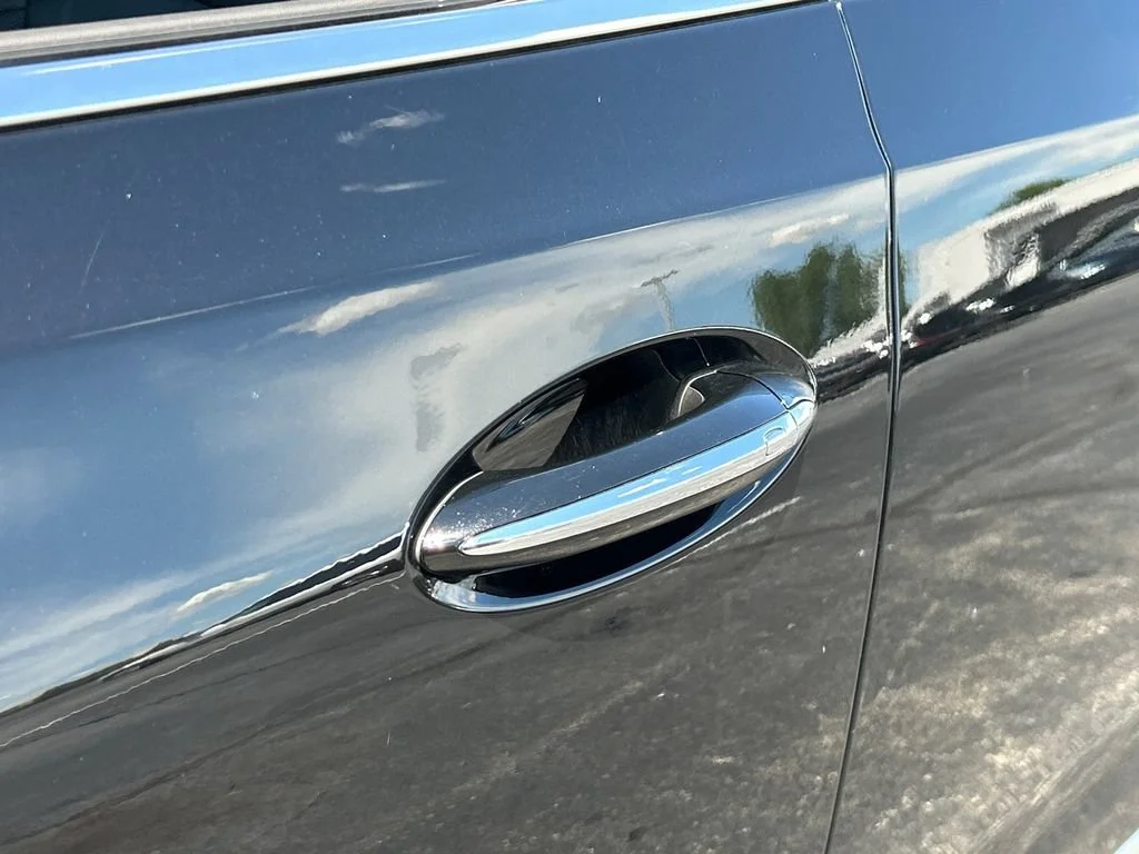 Certified Used 2023 Ebony Twilight Metallic Buick Essence image 15