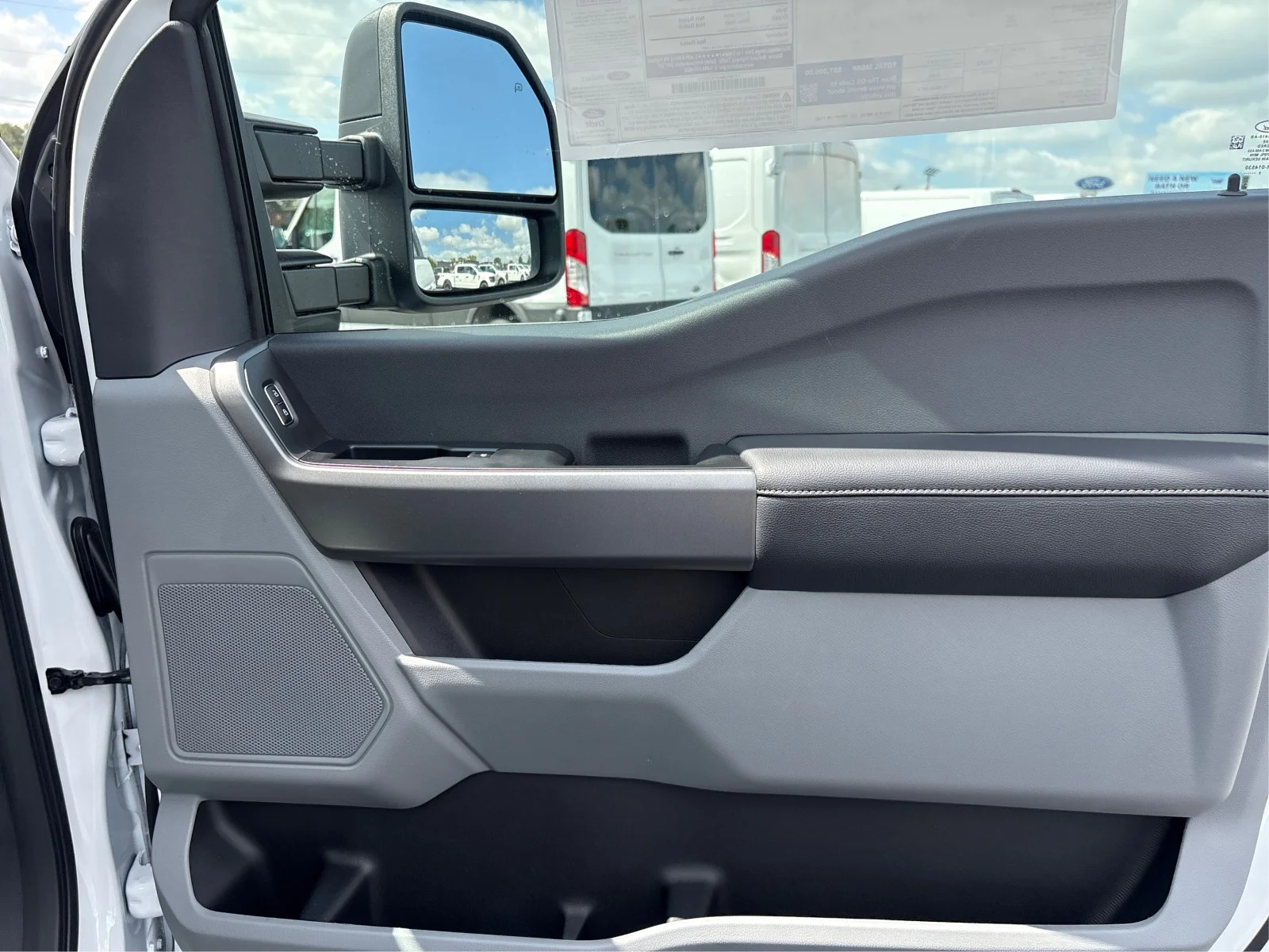 New 2026 Oxford White Ford F-250® XL image 17