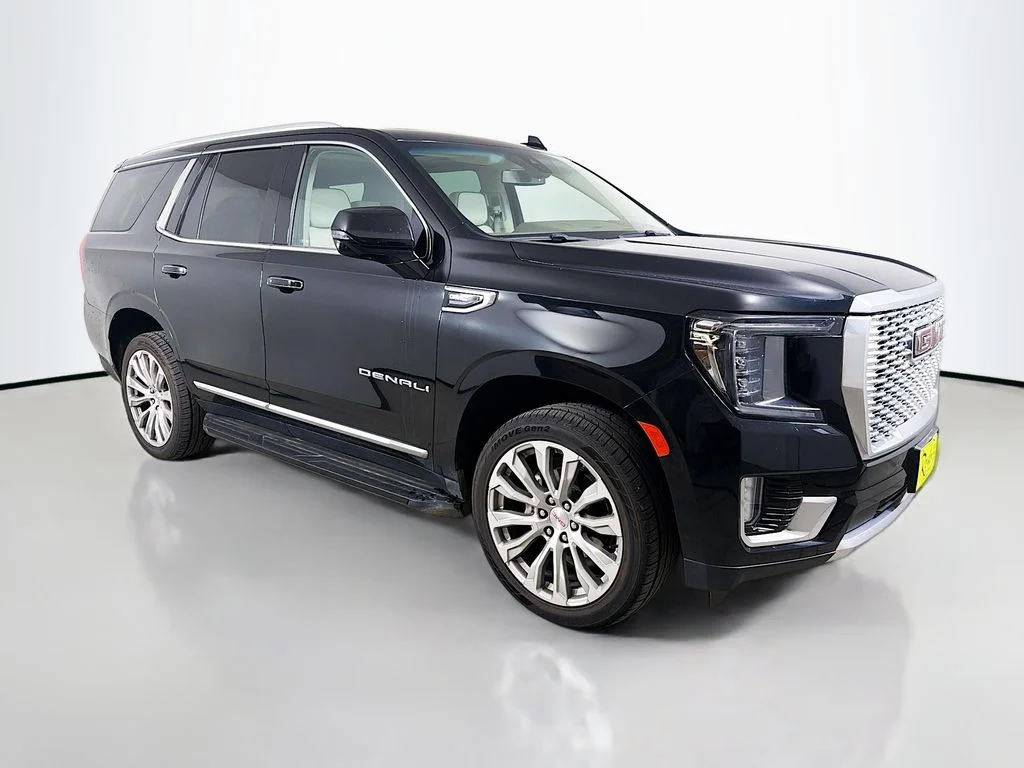 Used 2022 Black GMC Denali image 4