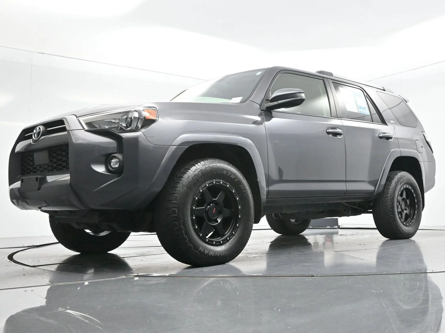 Used 2021 Magnetic Gray Metallic Toyota SR5 image 48