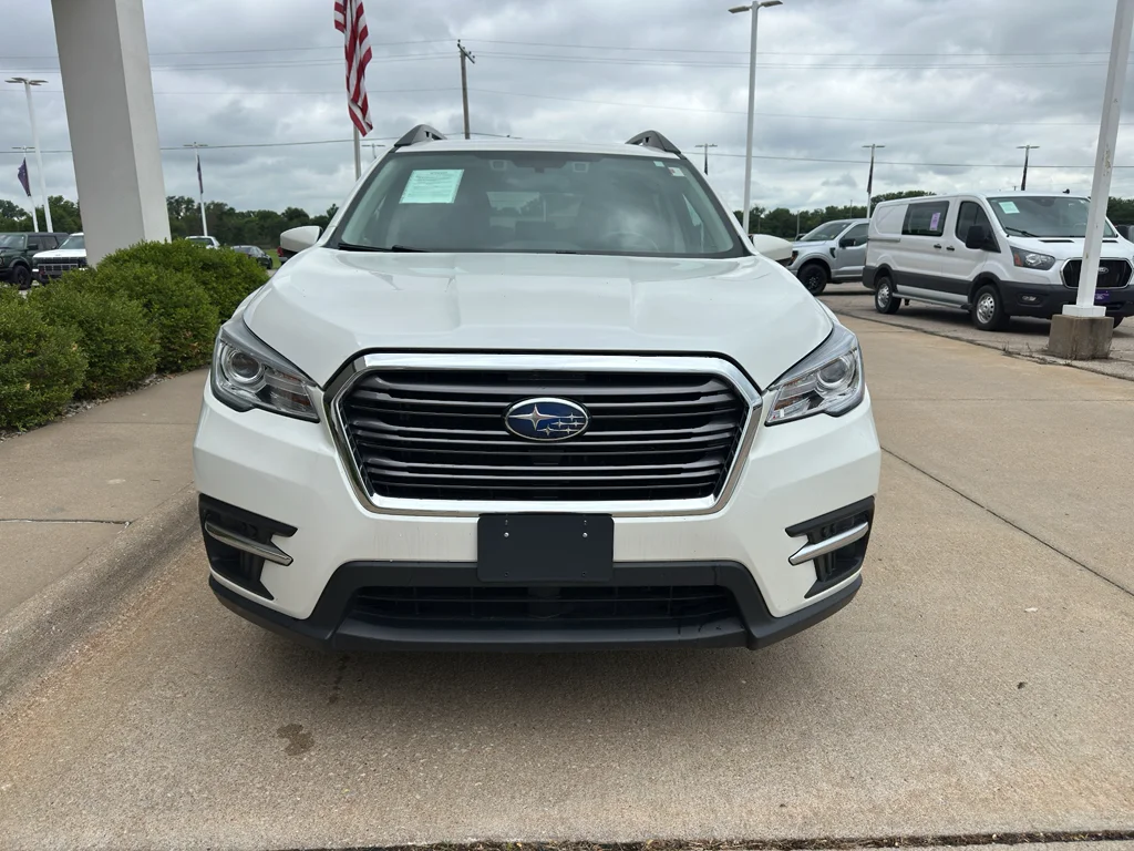Used 2022 Crystal White Pearl Subaru Premium image 13