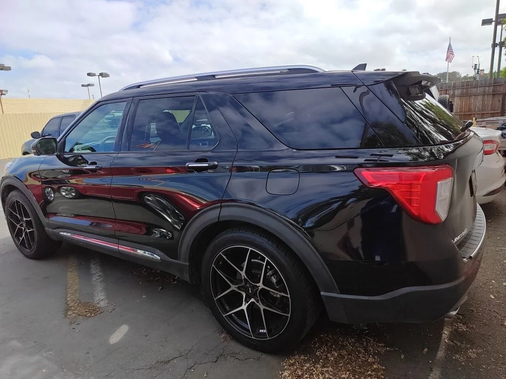 Used 2022 Black Ford Limited image 4