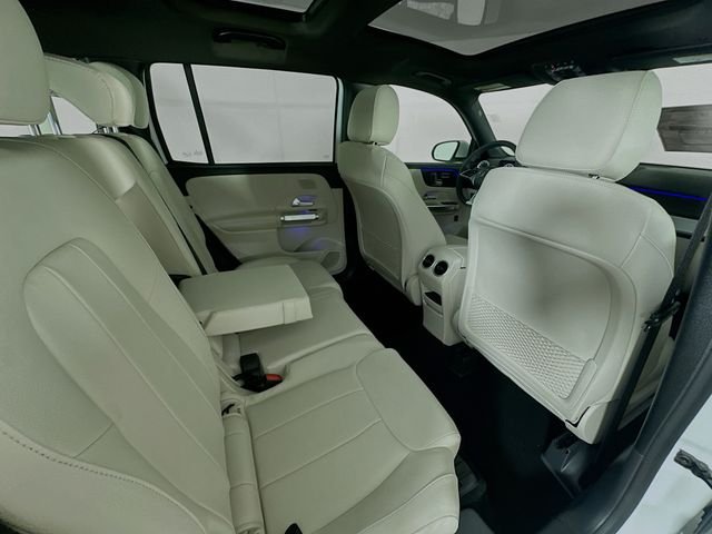 New 2026 Polar White Mercedes-Benz GLB 250 image 26