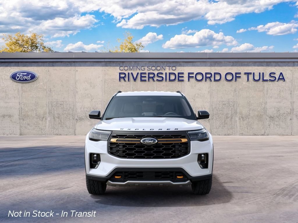 New 2027 Star White Metallic Tri-Coat Ford Tremor® image 7