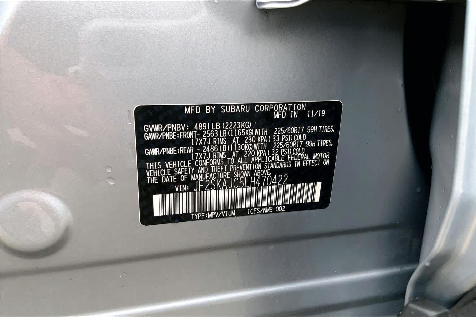 Used 2020 Ice Silver Metallic Subaru Premium image 34