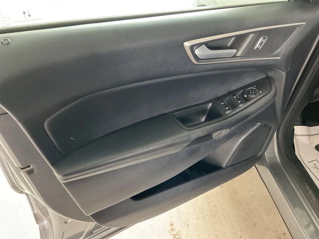 Used 2022 Gray Metallic Ford SEL image 13