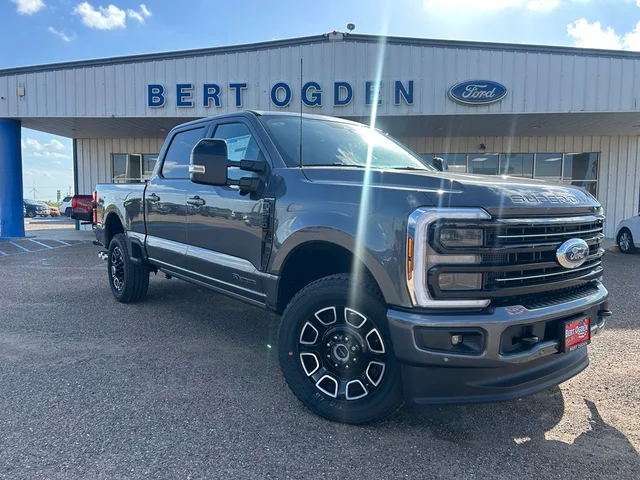 2026 Ford Super Duty F-250® Platinum®