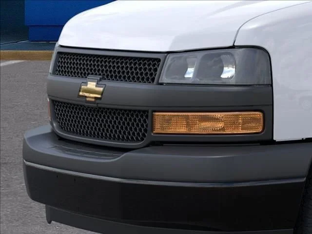 2025 Chevrolet Express Cargo Work Van - Photo 13