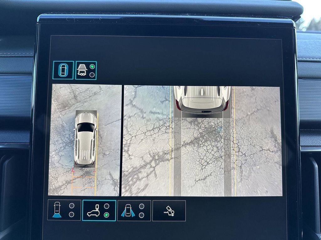 2026 GMC Acadia AT4 - Photo 30