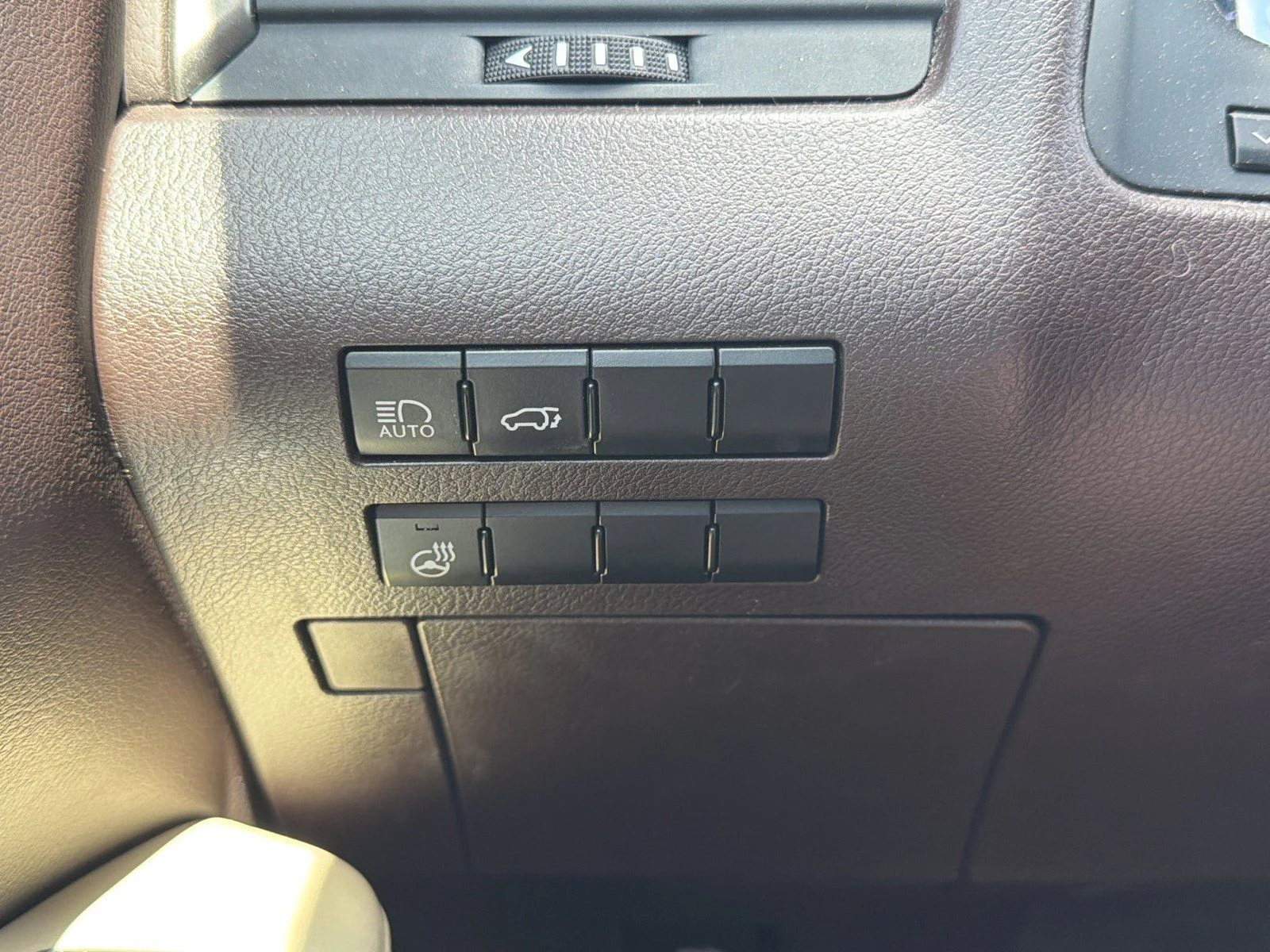 Used 2018 Silver Lexus 350L image 26