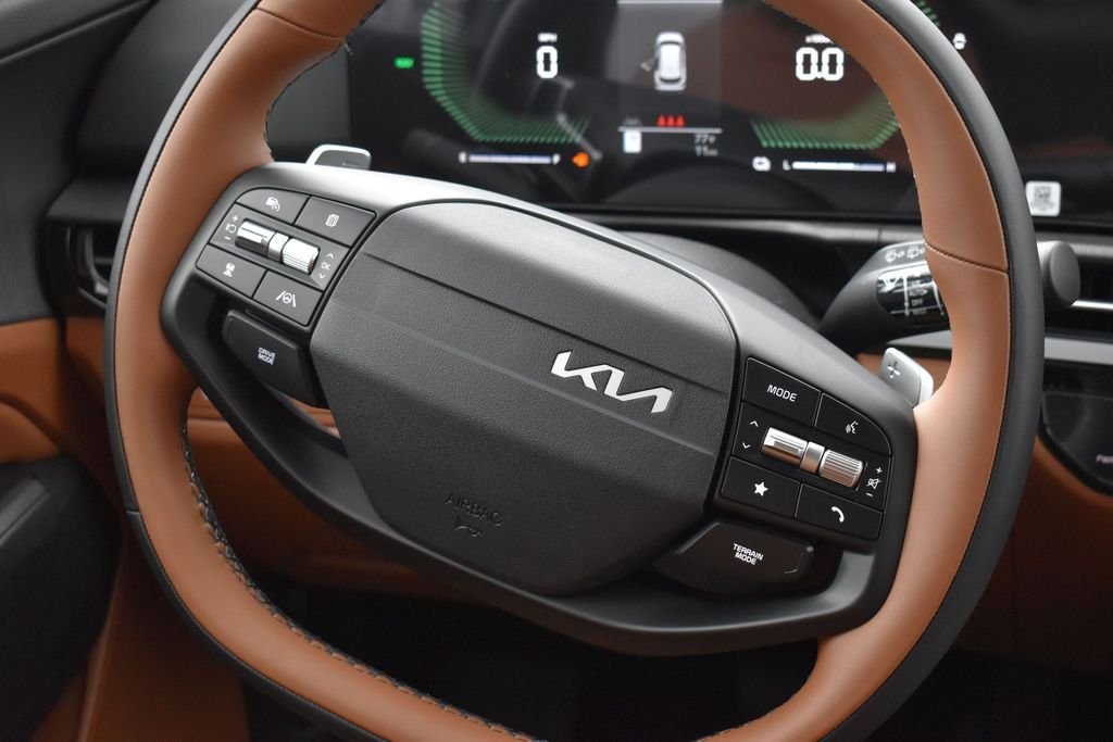 New 2026 Shadow Matte Gray Kia X-Line image 14