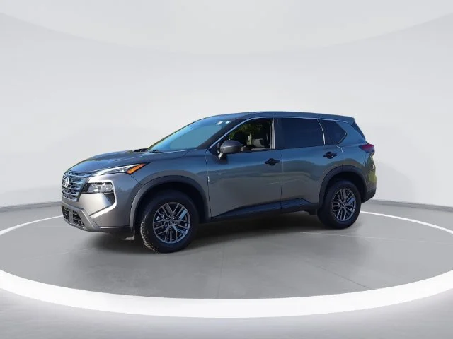 Used 2024 Gray Nissan S image 4