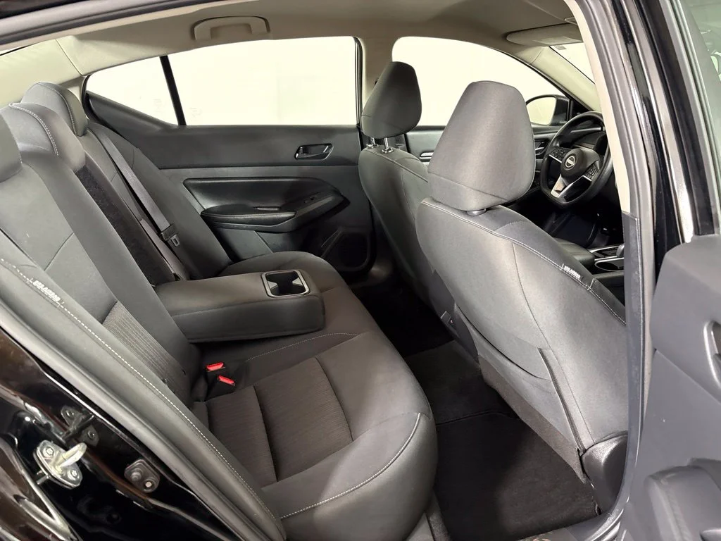 Used 2024 Black Nissan 2.5 SV image 23