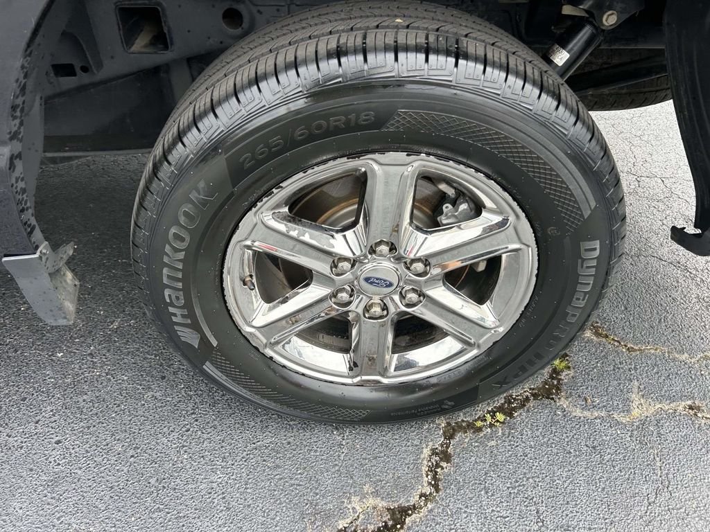 Used 2025 Black Ford XLT image 11