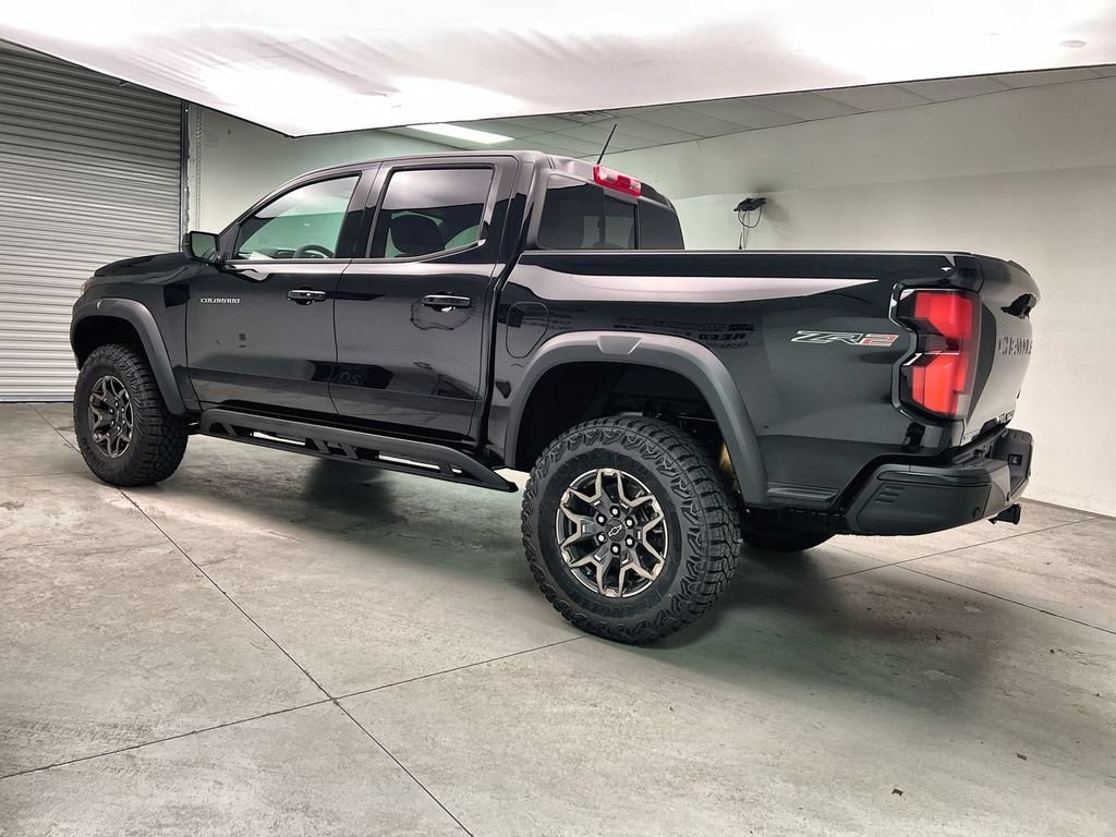 2026 Chevrolet Colorado ZR2 - Photo 6