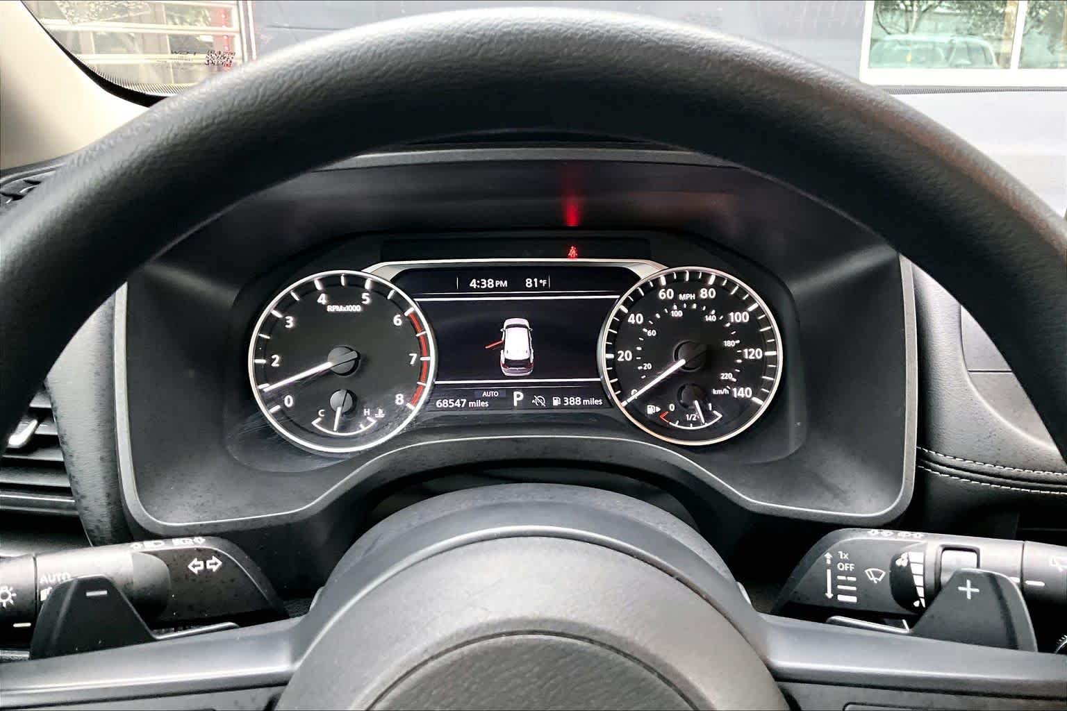 Used 2024 Everest White Pearl Nissan SV image 26