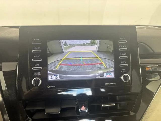 Used 2023  Toyota Hybrid LE image 6