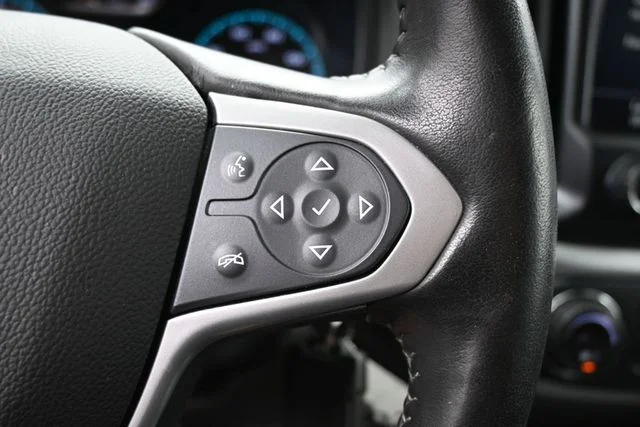 Used 2021 Gray Chevrolet LT image 19