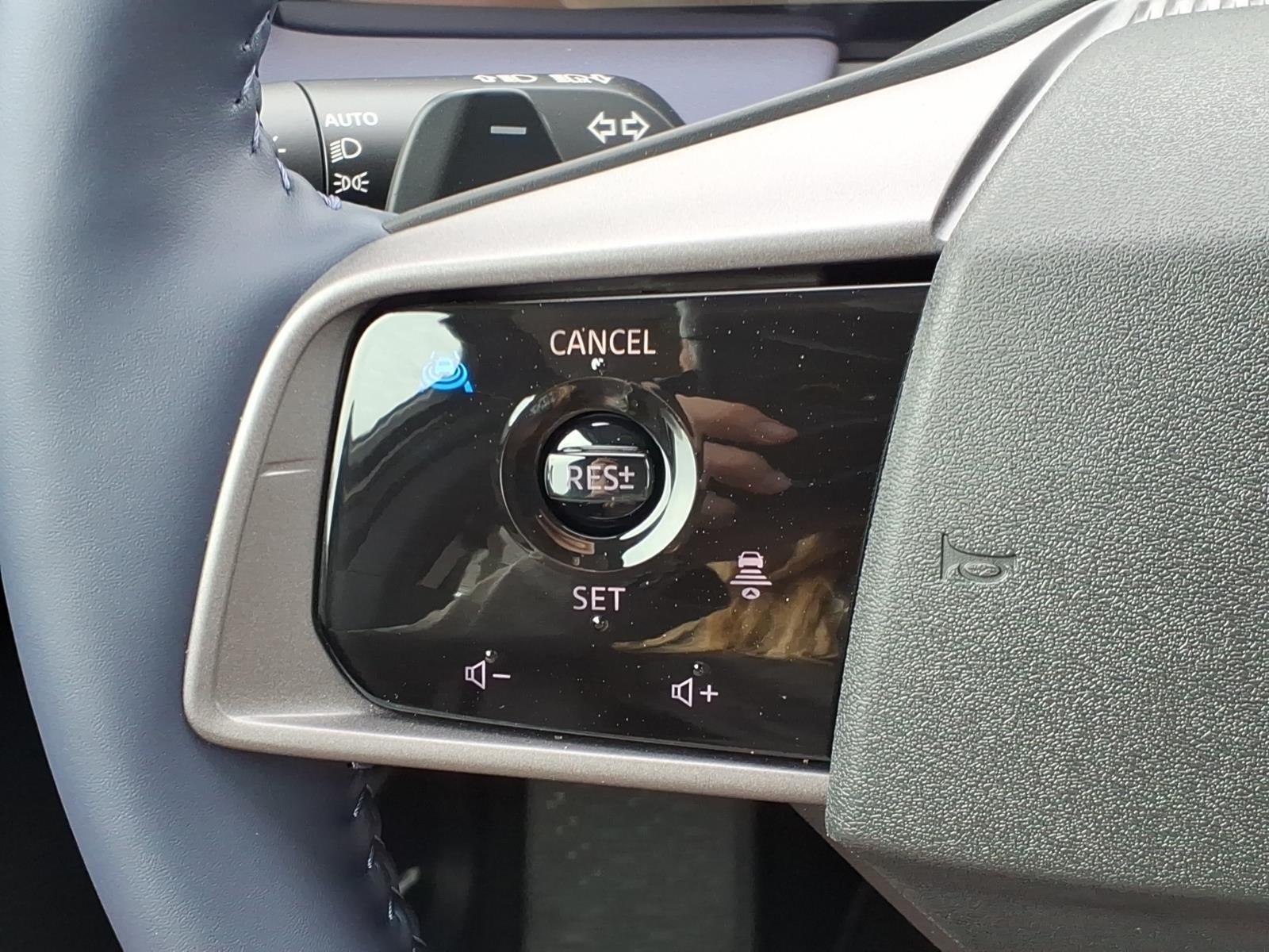 2026 Nissan LEAF photo 15 of 22