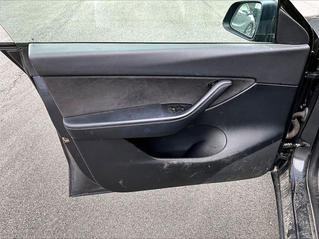 Used 2021 Midnight Silver Metallic Tesla Long Range image 9