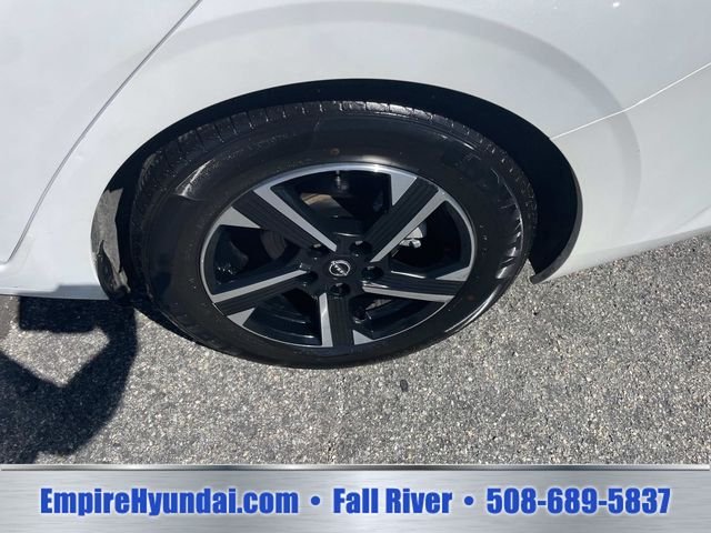 2024 Nissan Sentra SV - Photo 13