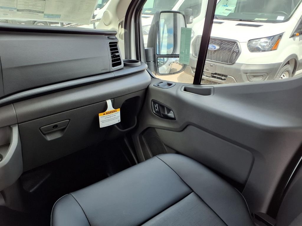 New 2026 Oxford White Ford Cargo Van image 20