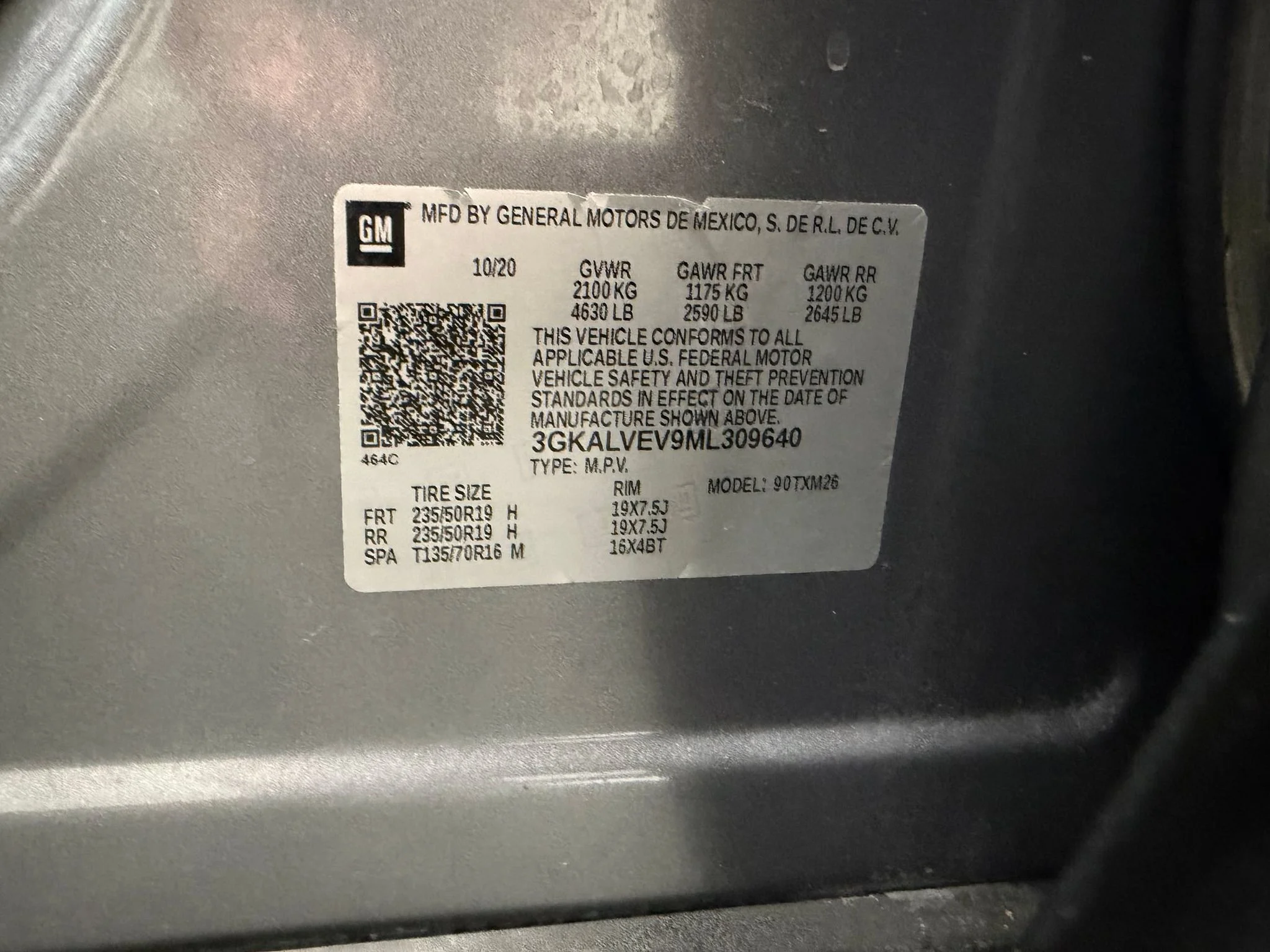 Used 2021 Satin Steel Metallic GMC SLT image 26