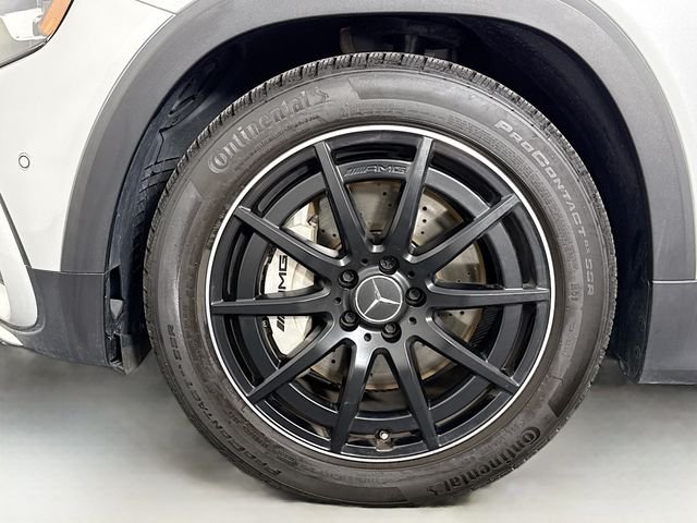 Used 2024 Silver Mercedes-Benz GLB 35 AMG® image 31