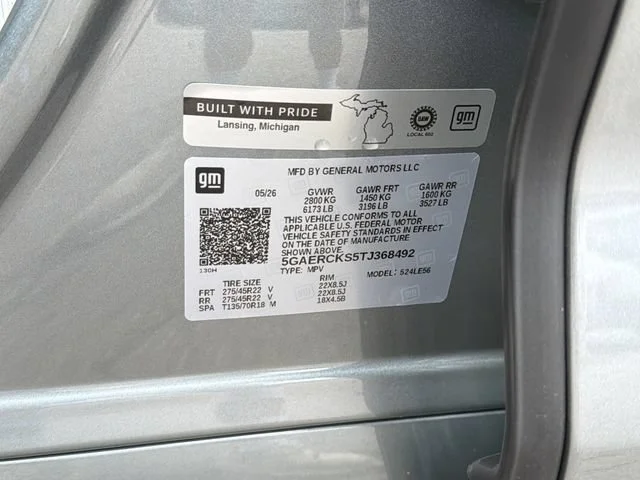New 2026 Moonstone Gray Metallic Buick Avenir image 25