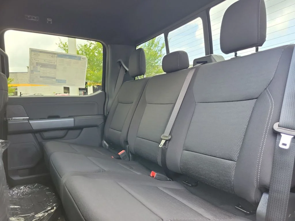 New 2026 Agate Black Metallic Ford XLT image 10