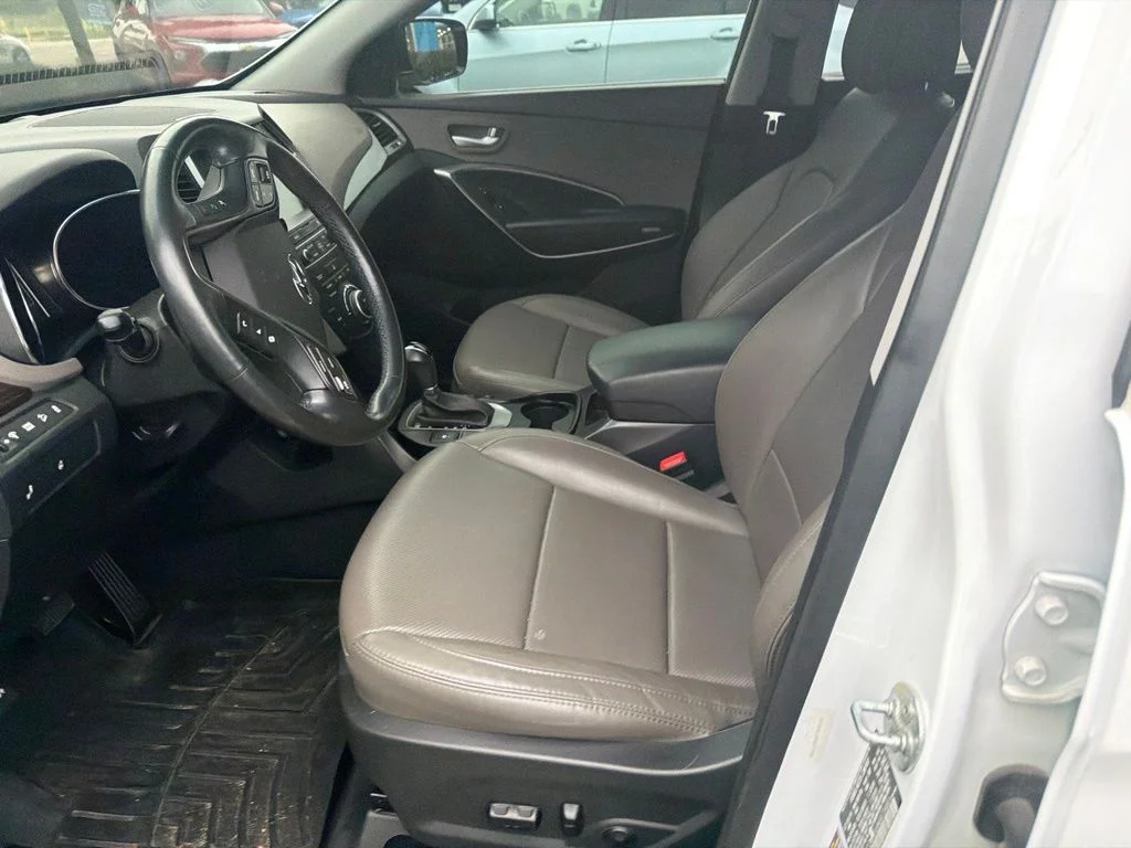 Used 2017 White Hyundai 2.0T Ultimate image 7