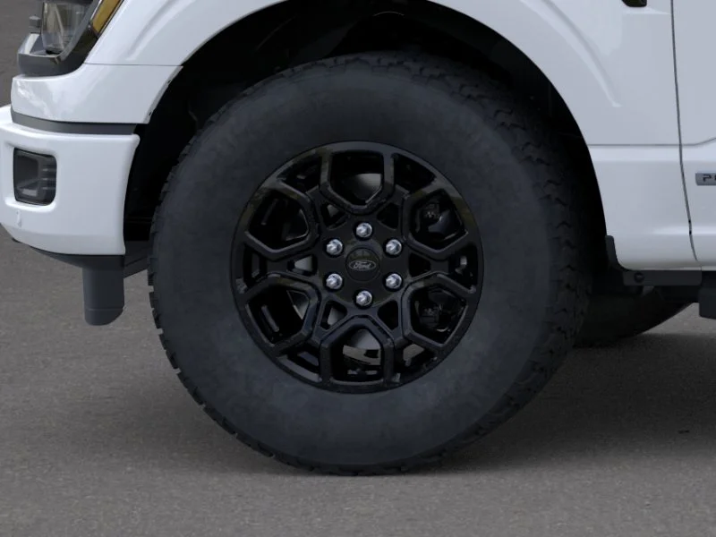 New 2026 Oxford White Ford XLT image 41