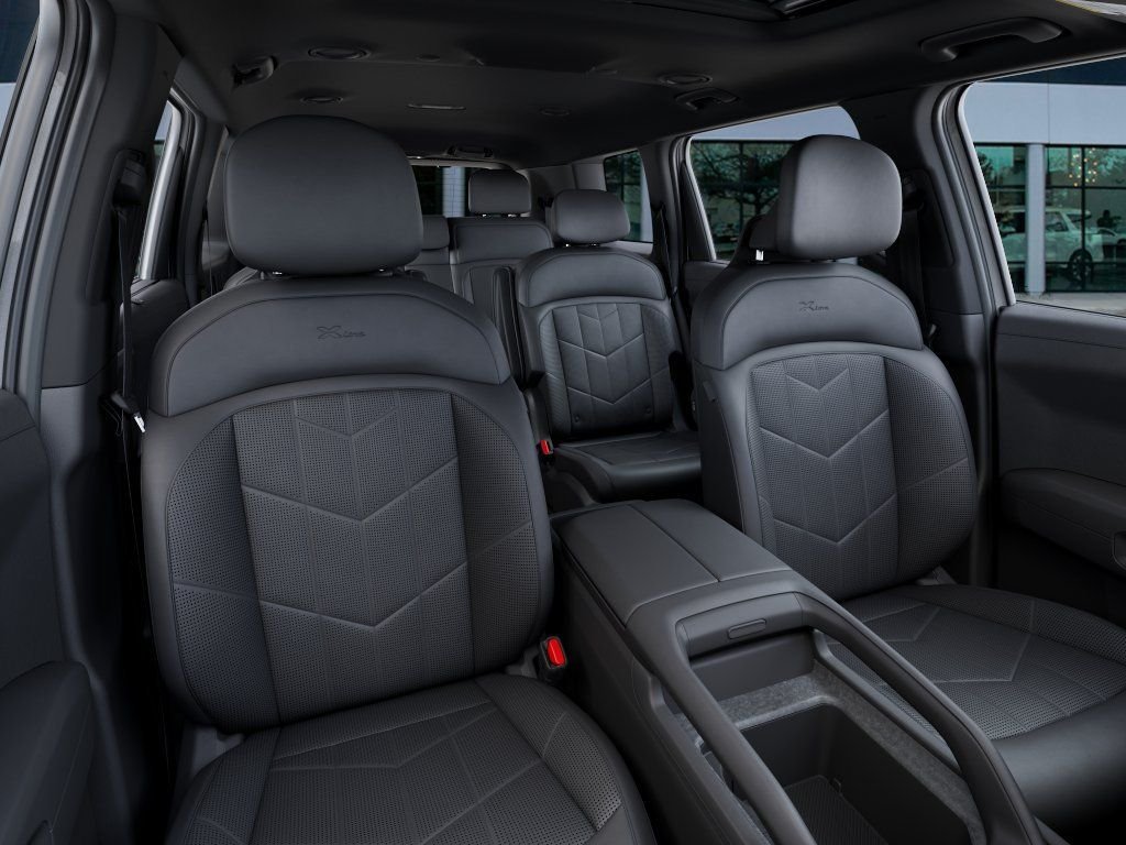 New 2027 White Kia X-Line EX image 15