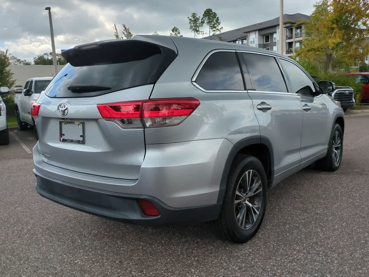 Certified Used 2017 Celestial Silver Metallic Toyota LE image 6
