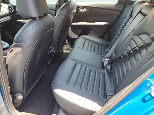 Used 2024 Blue Kia GT image 17