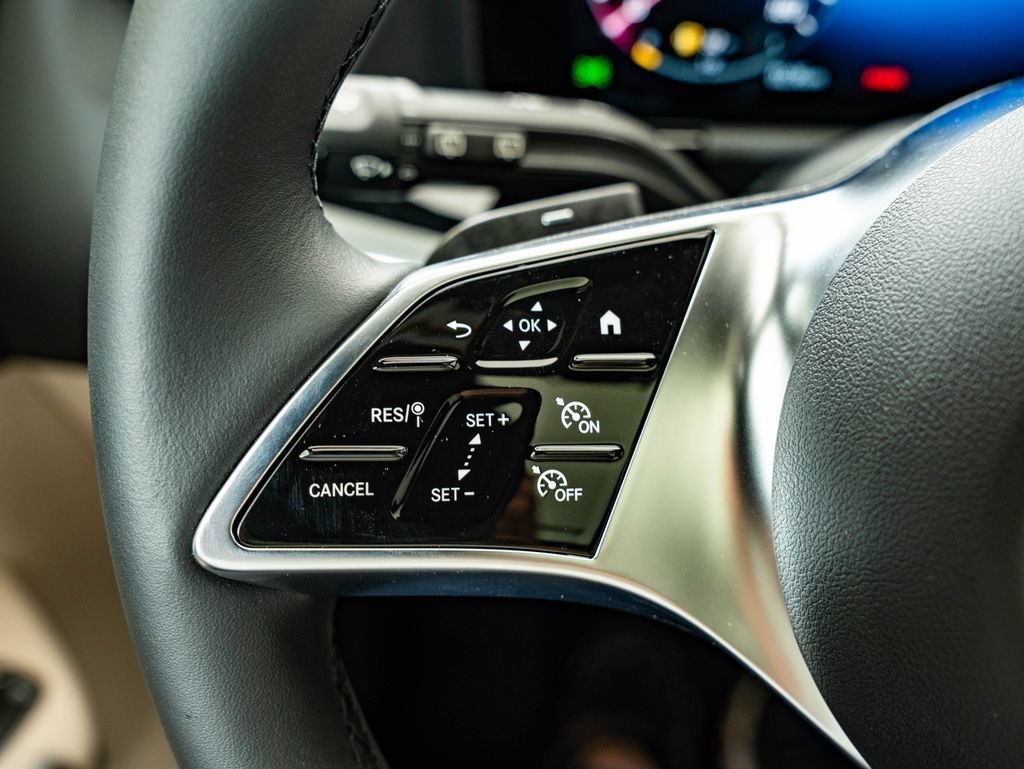 New 2026 Cosmos Black Metallic Mercedes-Benz GLA 250 image 29