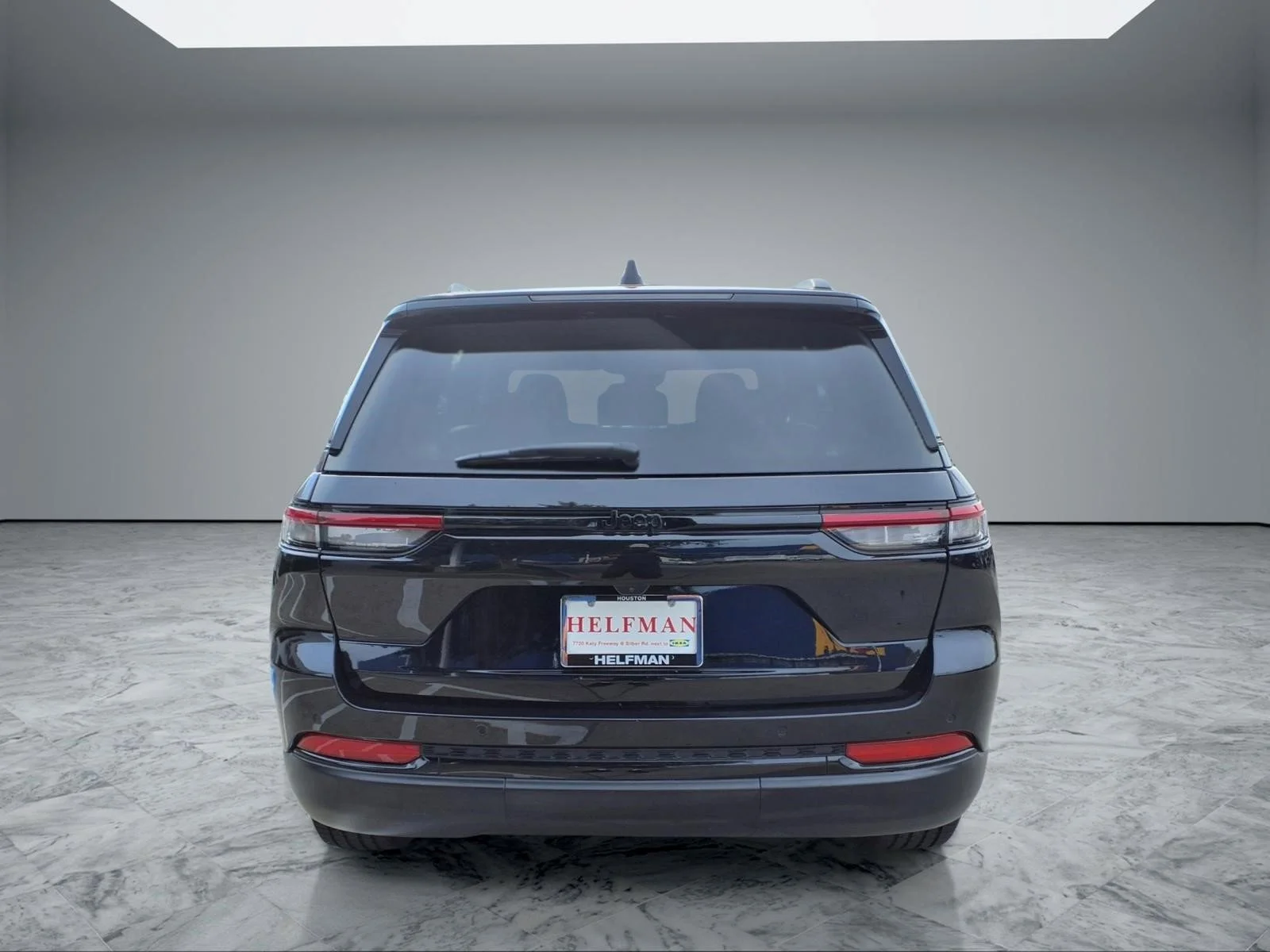 Used 2023 Diamond Black Crystal Pearlcoat Jeep Altitude image 6