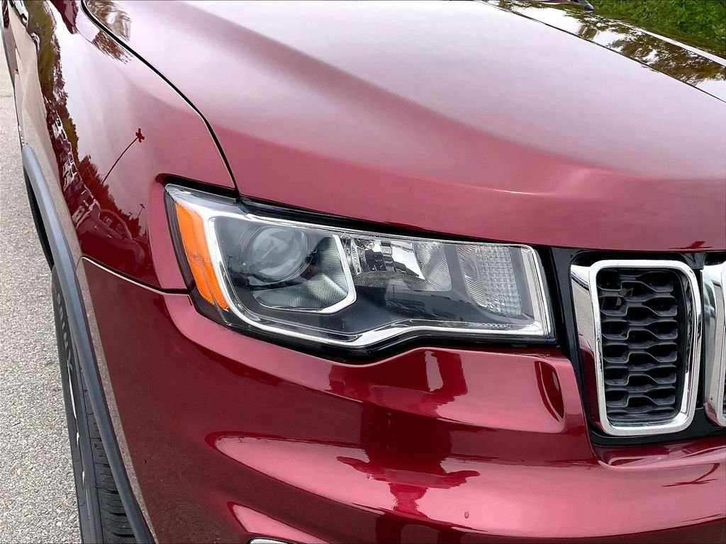 Used 2022 Velvet Red Pearlcoat Jeep Limited image 30