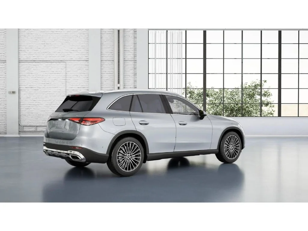 New 2027 Silver Mercedes-Benz GLC 300 image 50