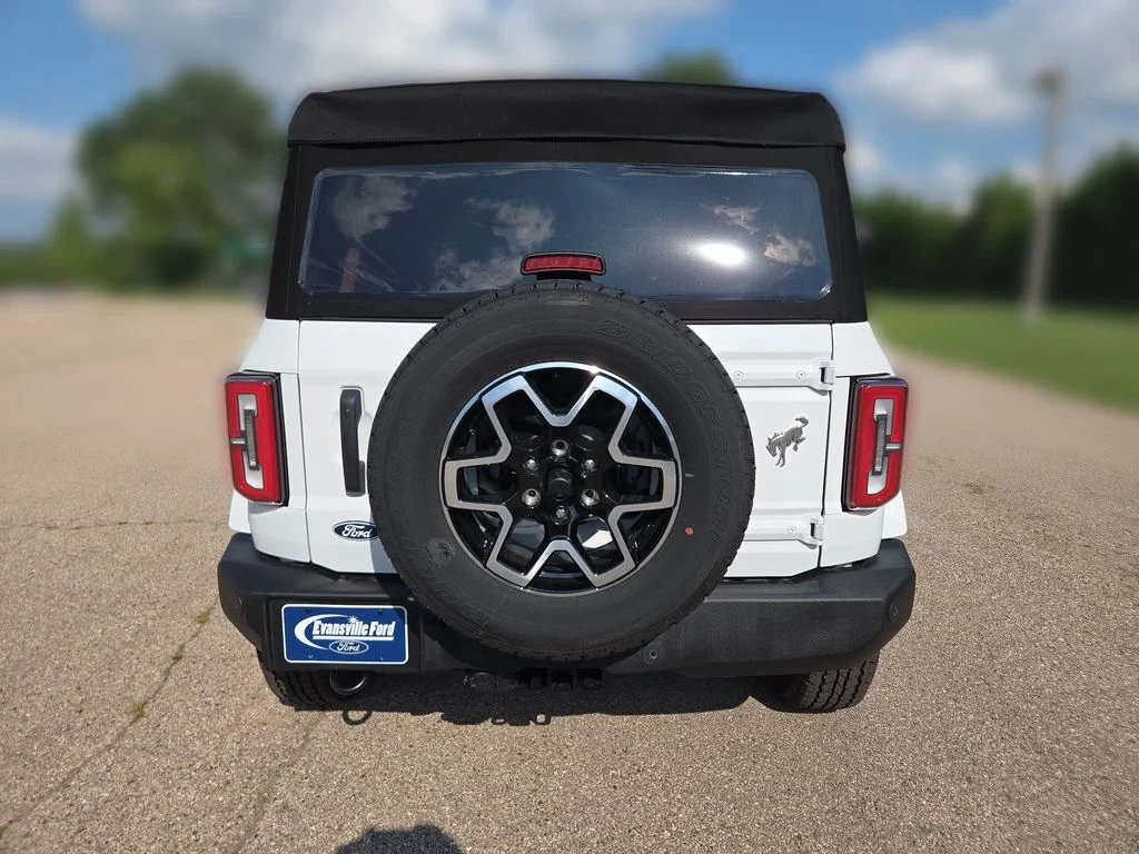 New 2026 White Ford Outer Banks image 5