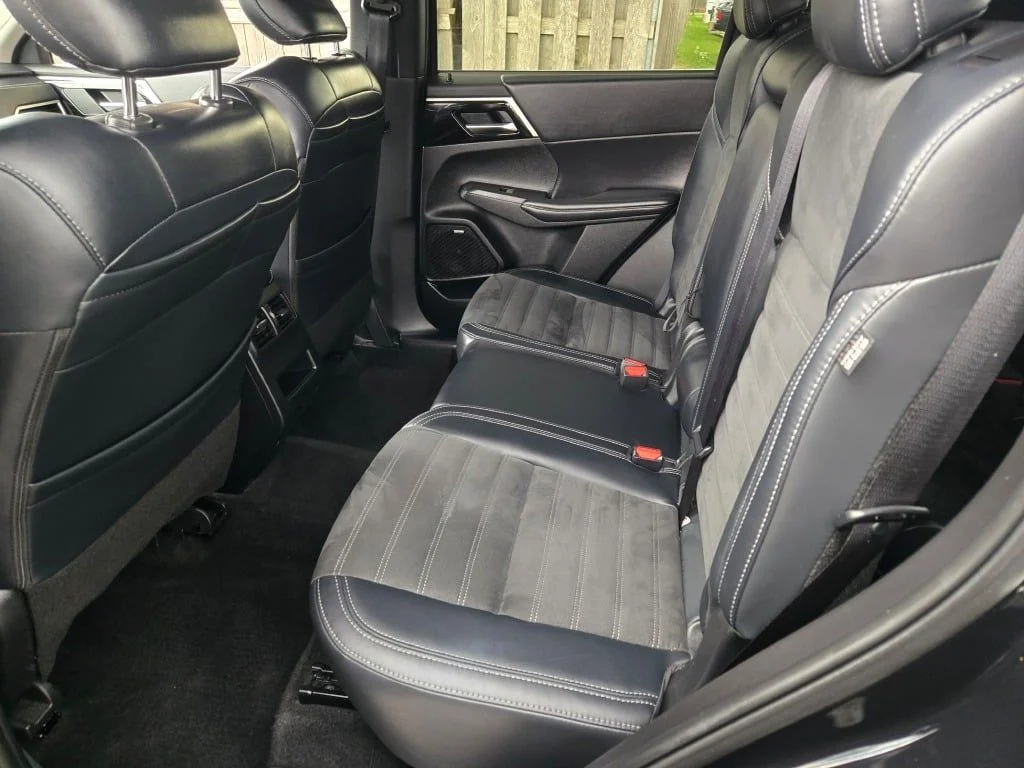 Certified Used 2025 Blue Mitsubishi SE image 13