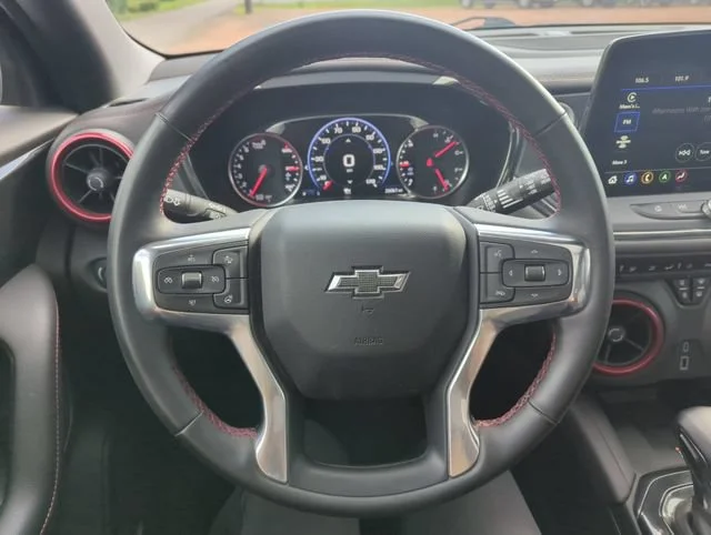 Used 2024 Iridescent Pearl Tricoat Chevrolet RS image 18