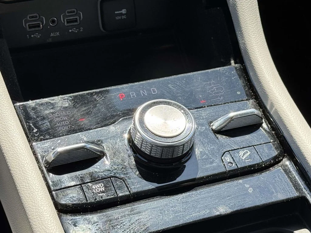 Used 2022 Silver Jeep Summit image 20