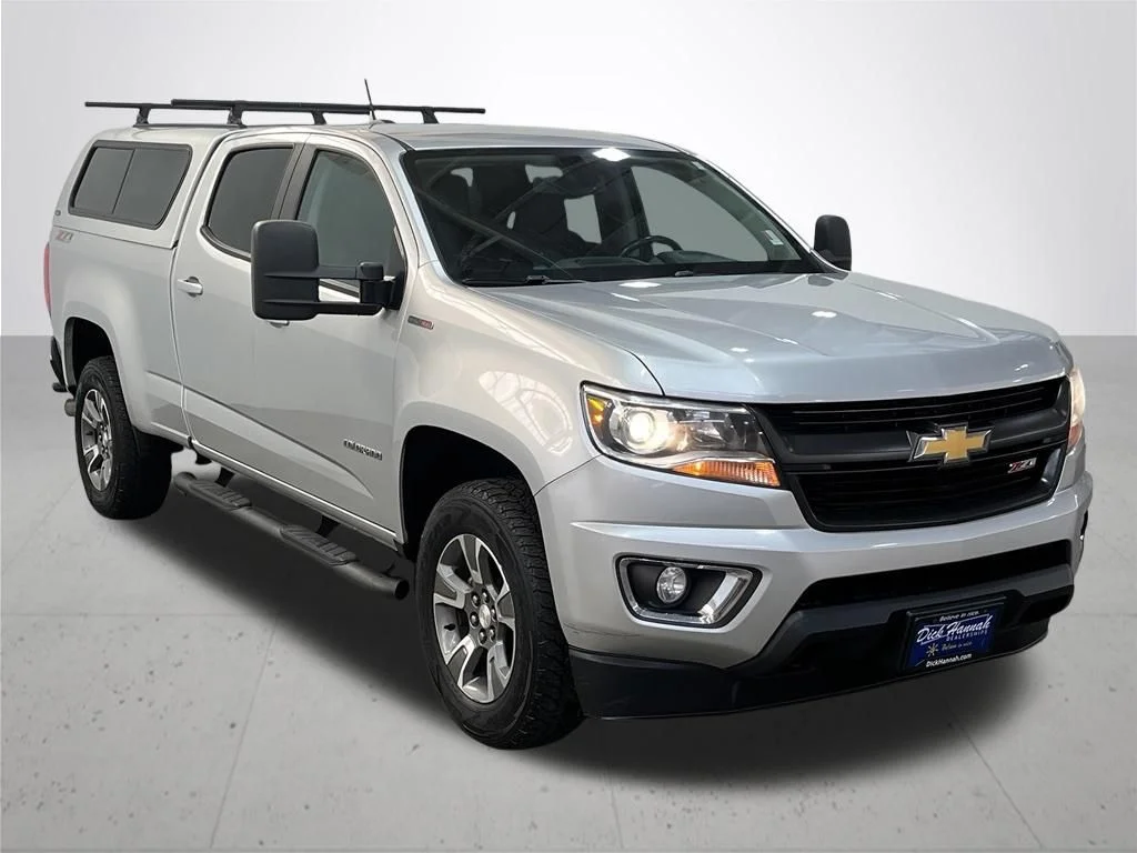 Used 2016 Silver Chevrolet Z71 image 8