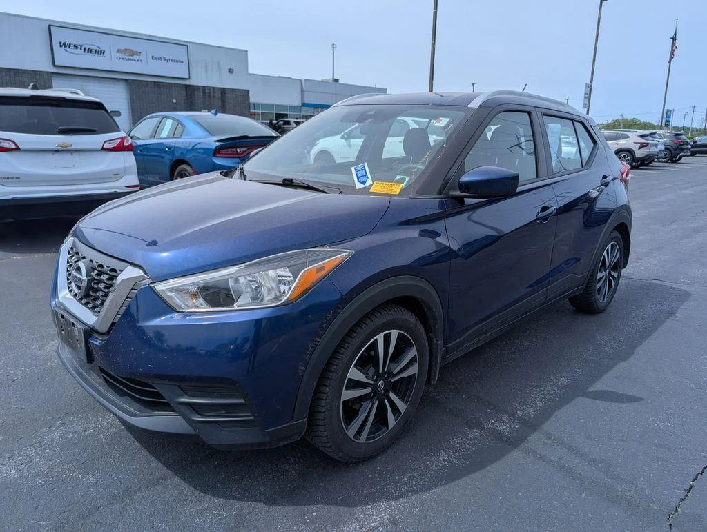 Used 2020 Deep Blue Pearl Nissan SV image 5